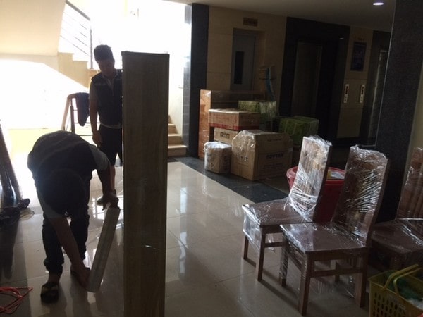 Nhân viên chuyển nhà chuyên nghiệp